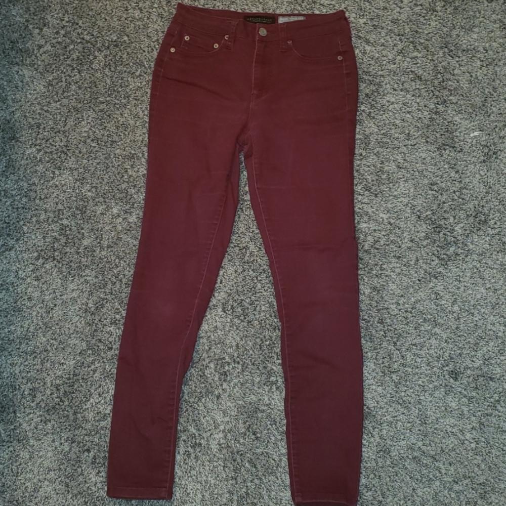 Burgandy Aeropostale High Waisted Jegging